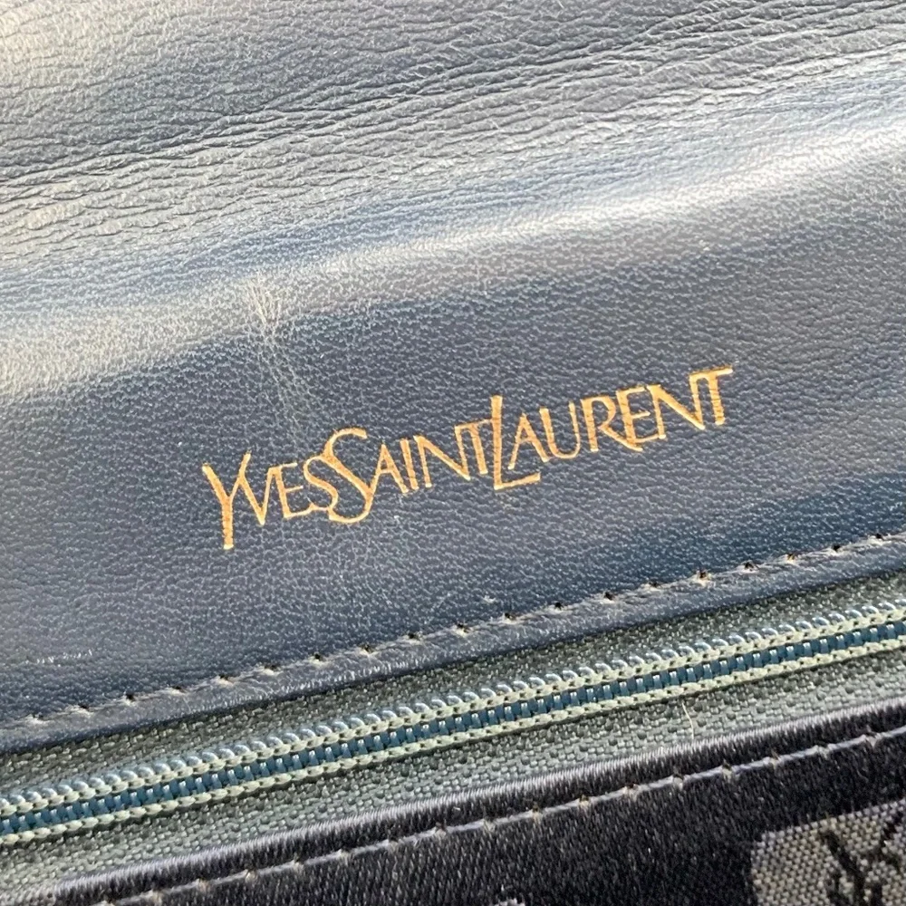 YSL Vintage Y Quilted Leather Handbag - Picture 12 of 12